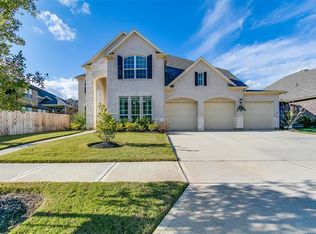 5210 Sterling Manor Ln, Sugar Land, TX 77479
