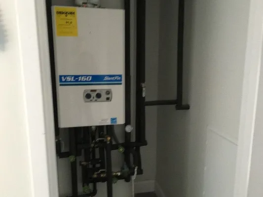 Rented by 18 REALTY | media 64