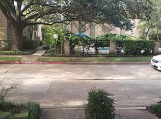 10049 Westpark Dr APT 101, Houston, TX 77042