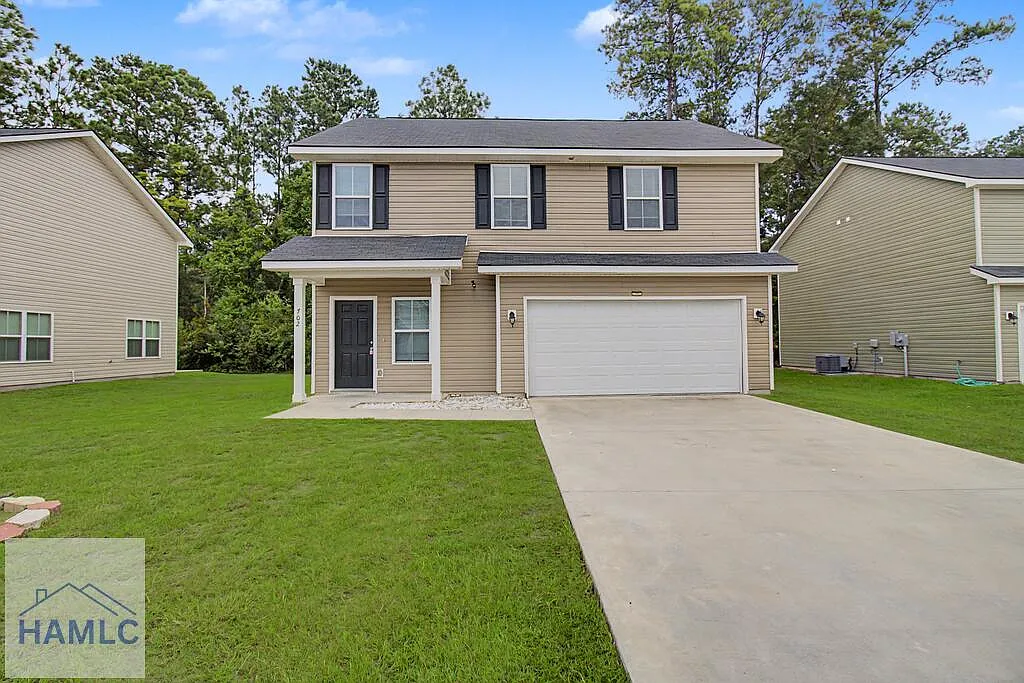 4 bed, 2.5 bath, 1776 sqft, $2,250 — Photo 1