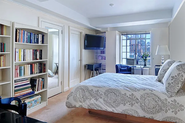 Sold by Corcoran | media 3