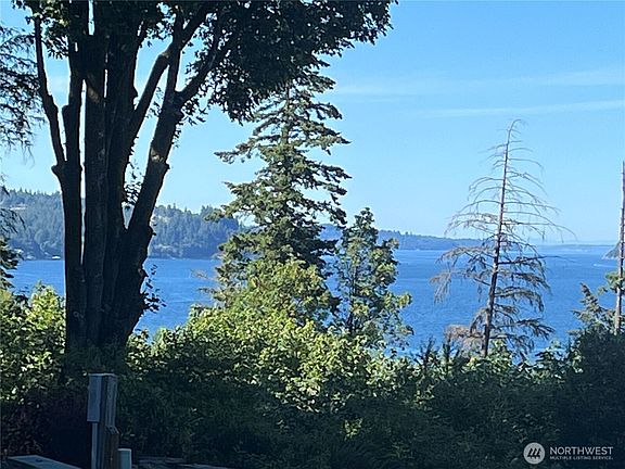5th image of 13403 6th Avenue NW