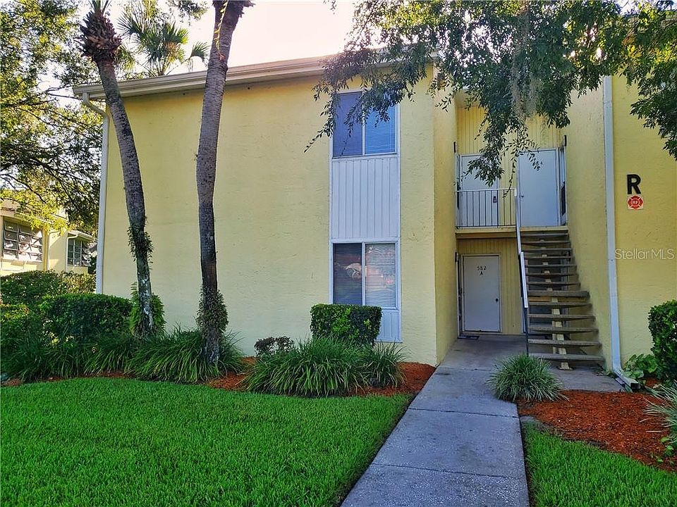 1st image of 582 Bahia Cir #A