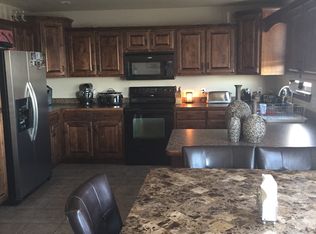 4016 80th St, Urbandale, IA 50322