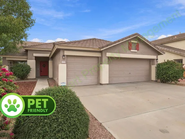 3271 E Santa Fe Ln, Gilbert, AZ 85297