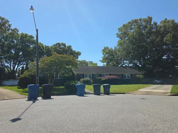 5201 E Randolph Ct, Virginia Beach, VA 23464