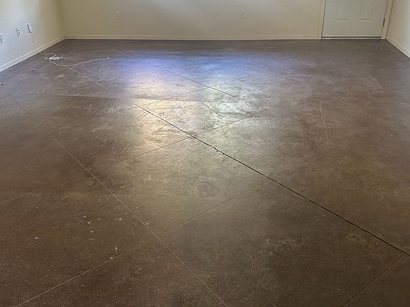 3rd image of 6244 McLaughlin Way