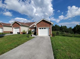 343 Thoroughbred Cir, Lexington, VA 24450