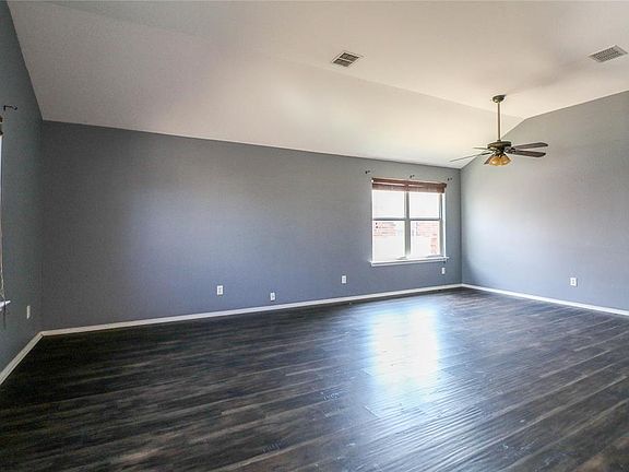 5th image of 8425 Horse Whisper Ln