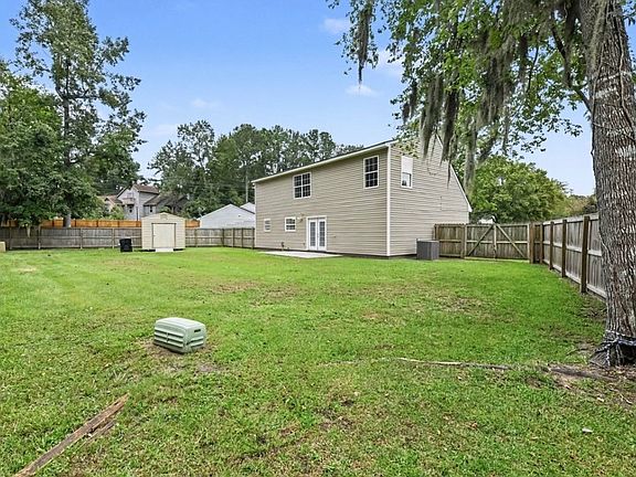 4th image of 144 Blueridge Trl
