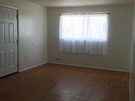 4th image of 401 Tennessee St SE APT C