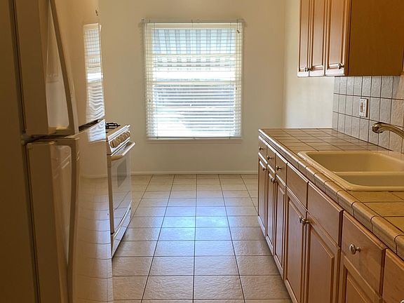4th image of 1235 N Crescent Heights Blvd APT 2