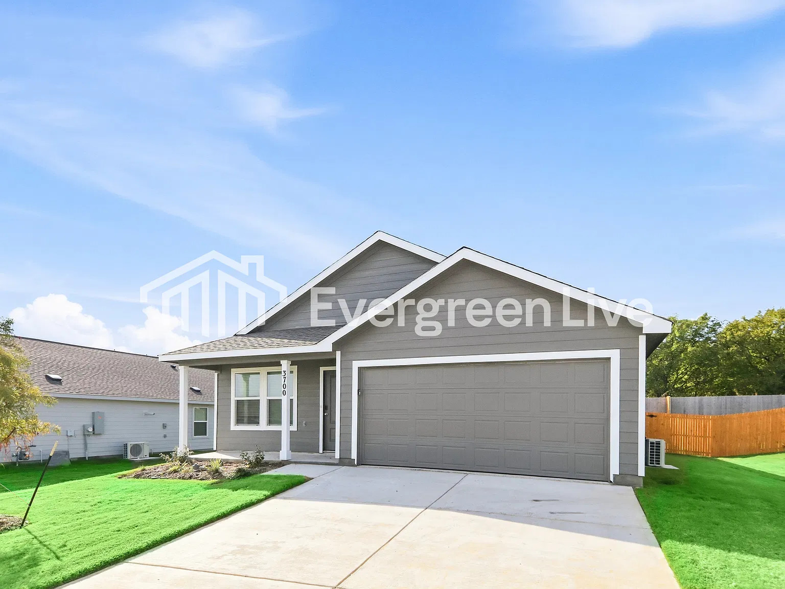 3 bed, 2.0 bath, 1474 sqft, $1,555 — Photo 4