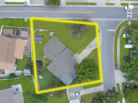 5th image of 923 Keats Ave