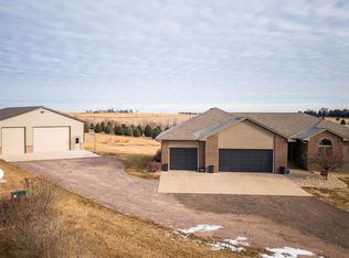 48446 253rd St, Garretson, SD 57030