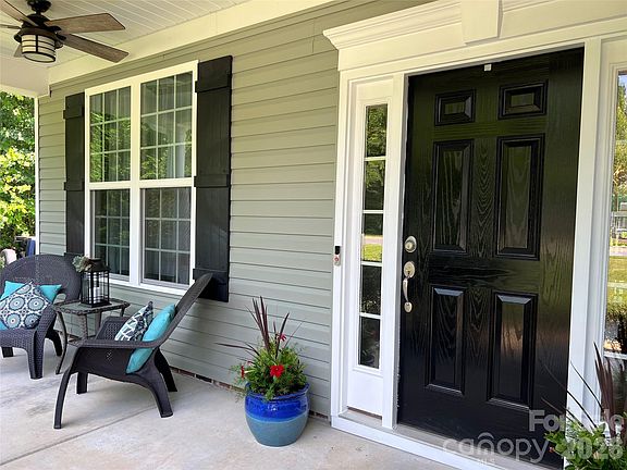 5th image of 1106 Brookdale Ln