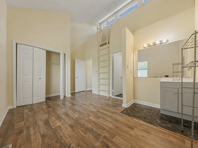 512 McKeithan St #3 — Photo 23