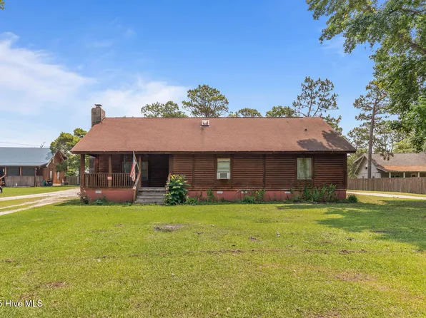 527 Highway 172, Hubert, NC 28539