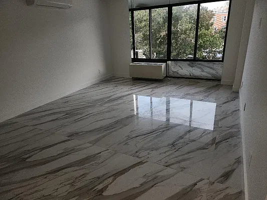 Living room, photo 1