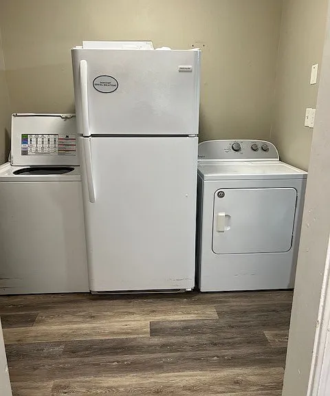 126 E Rutherford St — Photo 7