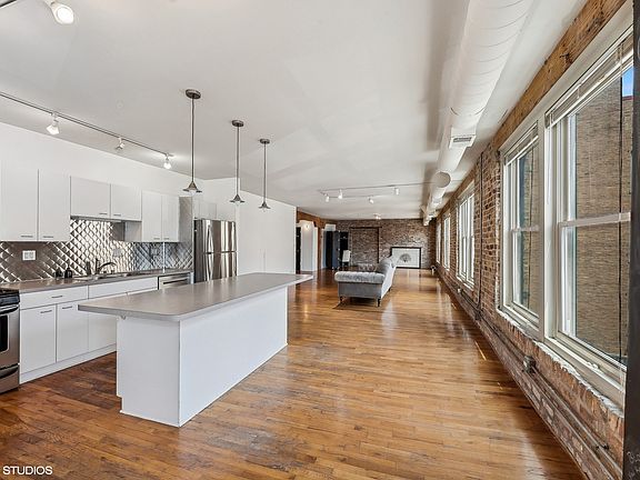 4th image of 515 N Noble St #306308