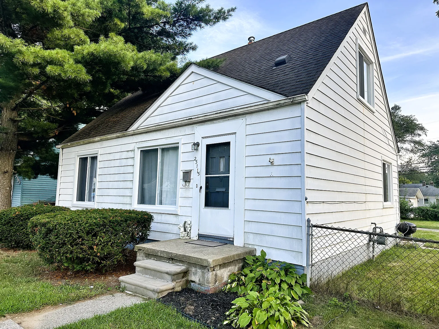 3 bed, 958 sqft, $1,500 — Photo 2
