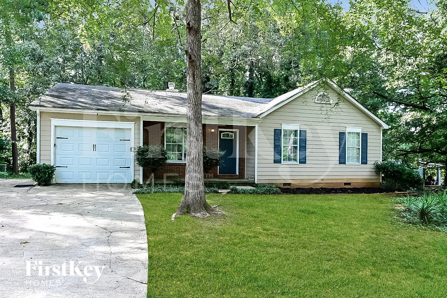 275 Charlotte Blvd photo 1