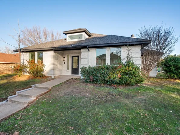 3900 Cedar Ridge Dr, Bedford, TX 76021