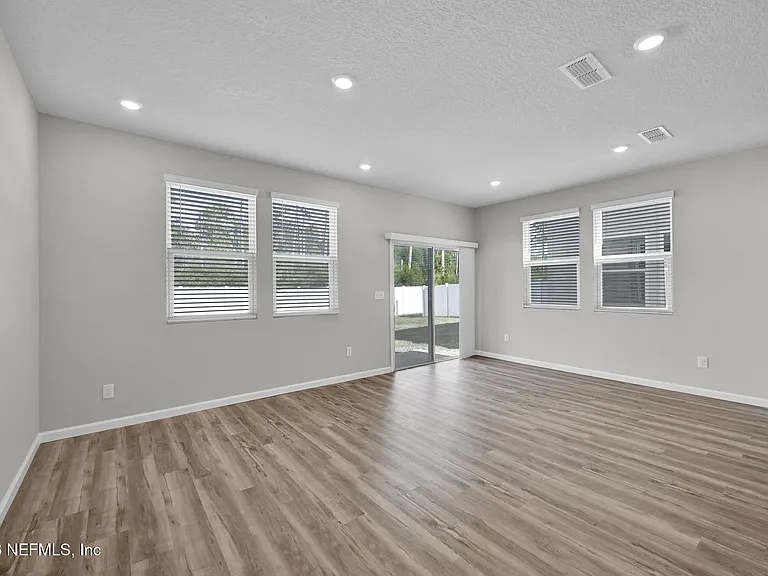 14522 Macadamia Ln — Photo 16