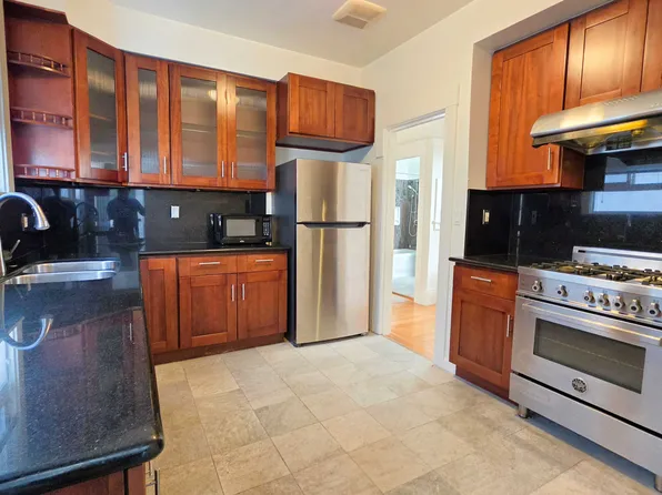 1460 Chestnut St APT 3, San Francisco, CA 94123