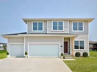 125 Bailey Cir, Waukee, IA 50263