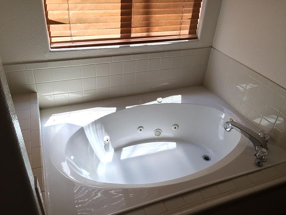 Whirlpool Tub