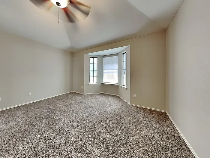 13131 Rocky Ledge Dr — Photo 9