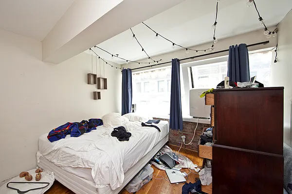 Rented by R New York | media 10