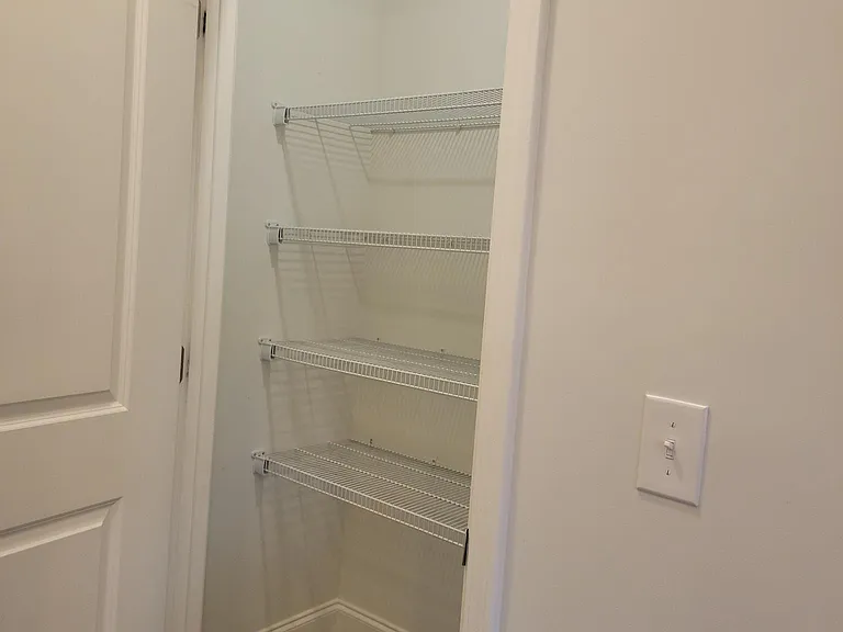7540 Poplar Meadow Ln — Photo 8