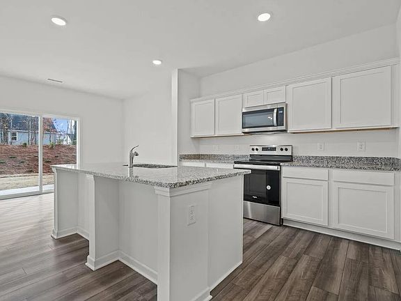 5th image of 2458 Spring Rise Ln