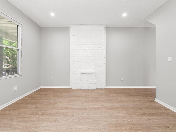 3rd image of 1501 Franklin Ave