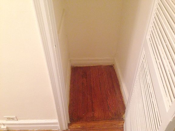 5th image of 4334 49th St #2/E