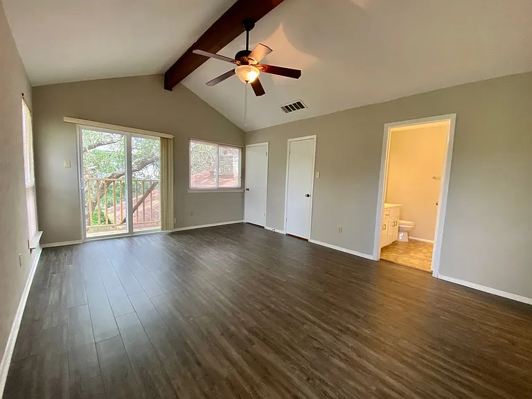 7219 Scenic Brook Dr — Photo 24