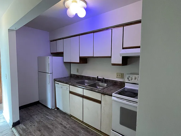 4741 Crescent Rd #4 — Photo 17