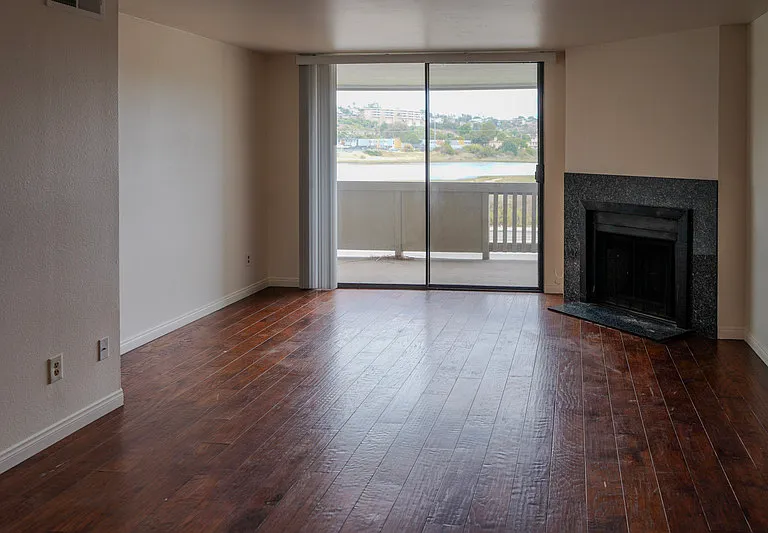3098 Rue Dorleans #1-unit 205 — Photo 1