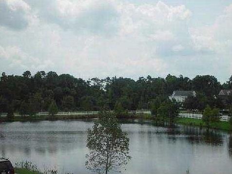 2nd image of 909 Waterside Dr #209
