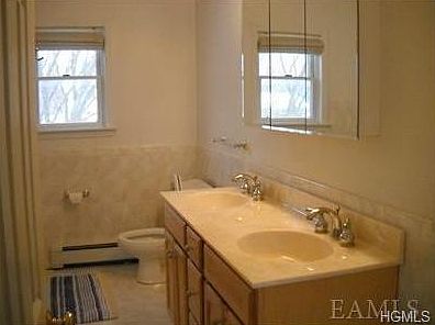 5th image of 43 Bedford Ave