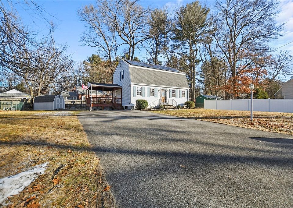 88 Temple St, Tewksbury, MA 01876 Zillow