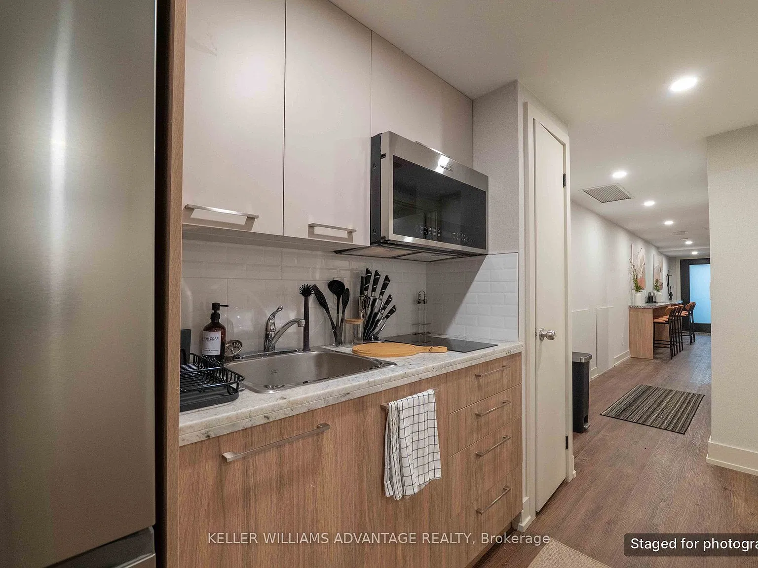 3 bed, $4,950 — Photo 4