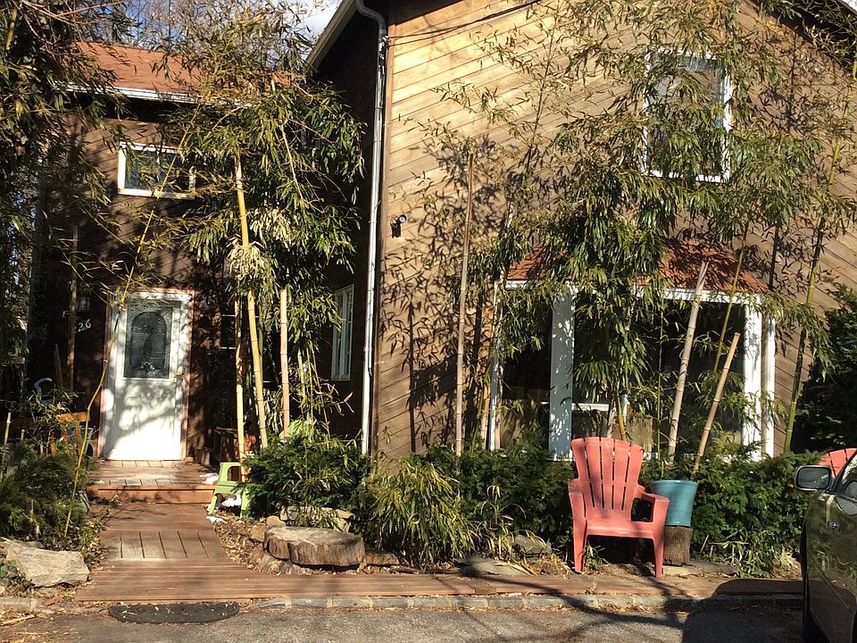1st image of 226 Smith St