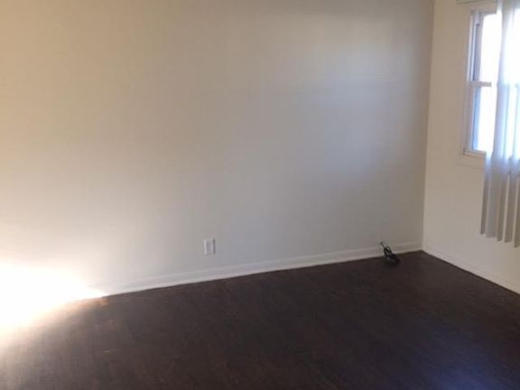 2nd image of 2121 Lucille St