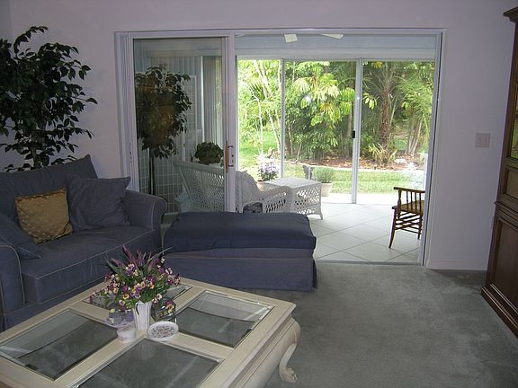 Lanai fully enclosed gorgeous view