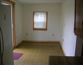 4th image of 200 Seneca Ave