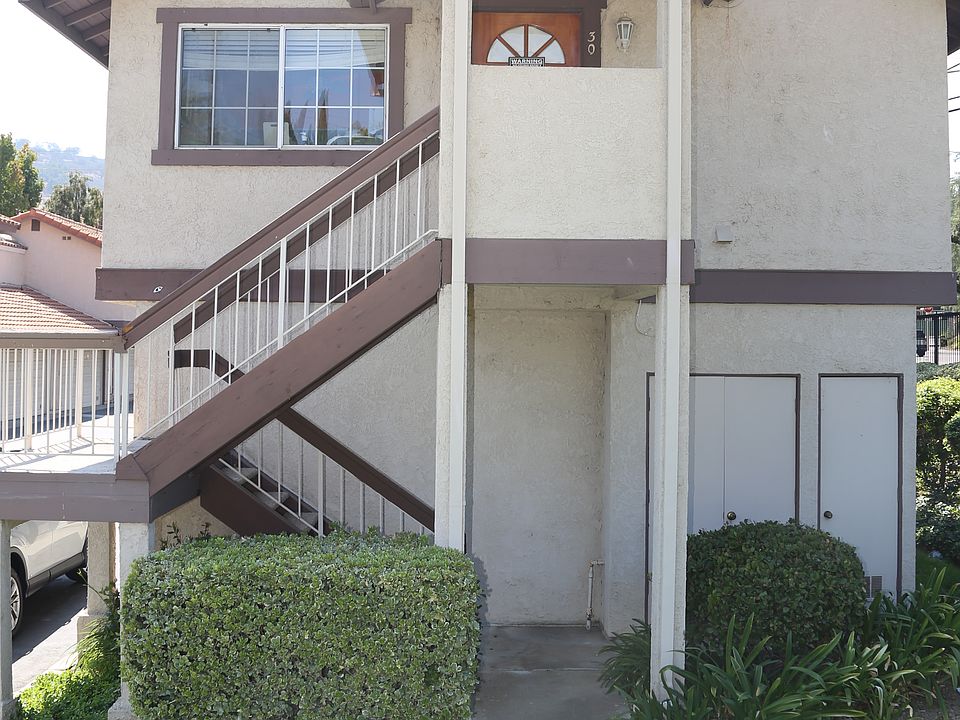 2nd image of 1533 Magnolia St